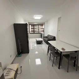 南京住房出租，采光好，环境安静，家电齐全，拎包入住！房间干净 整洁，窗户大，通风采光都不错，适合长期住。支持视频看房，看房方便，价格可聊，喜欢可以私聊～ 缩略图