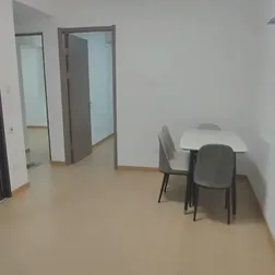 江宁区东流紫园桐景苑次卧出租，朝南房间，无中介费，离地铁站很 近。要求租客工作稳定，一个人住，不吵闹不带人回来。房间采光好，配套齐全。欢迎随时看房。 缩略图